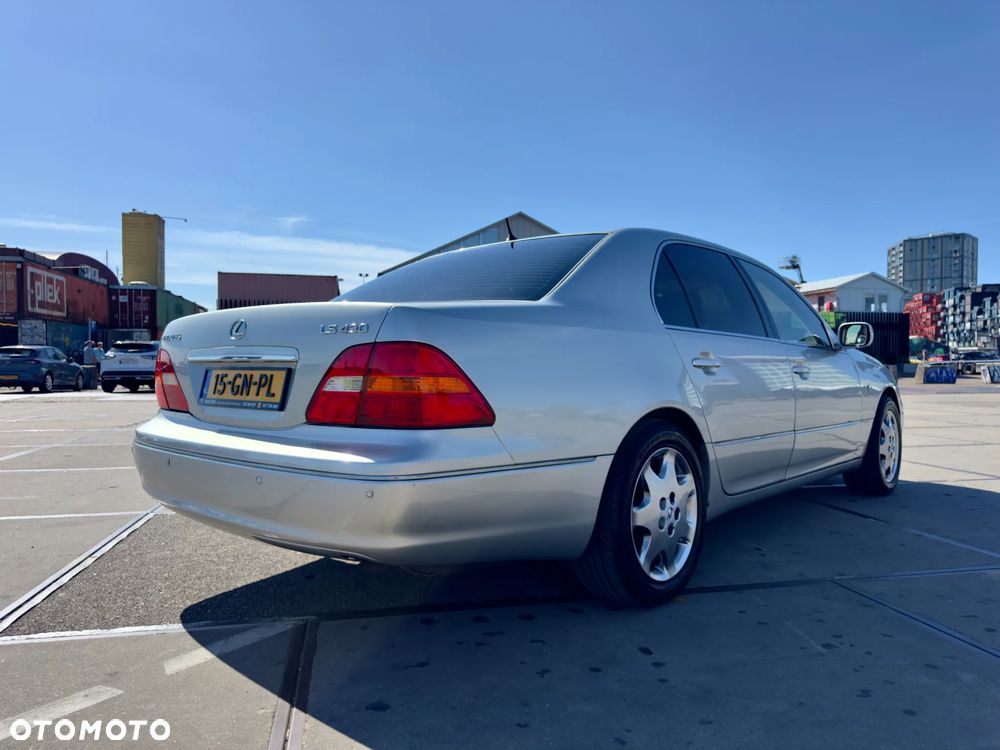 Lexus LS High Class - 4