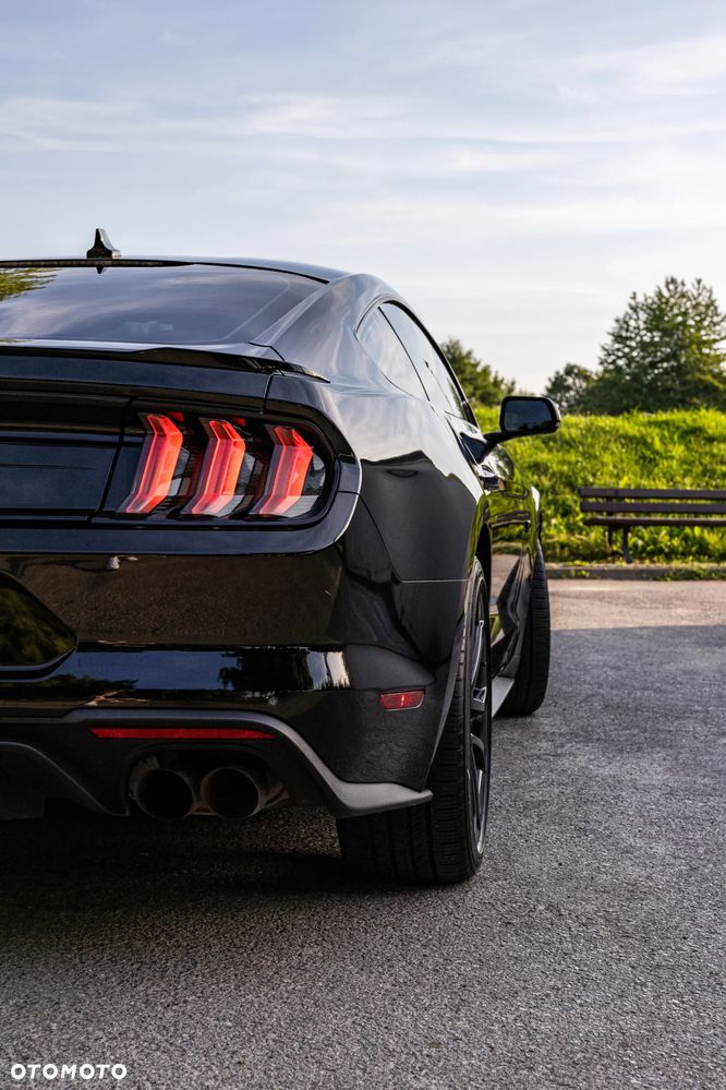 Ford Mustang - 12