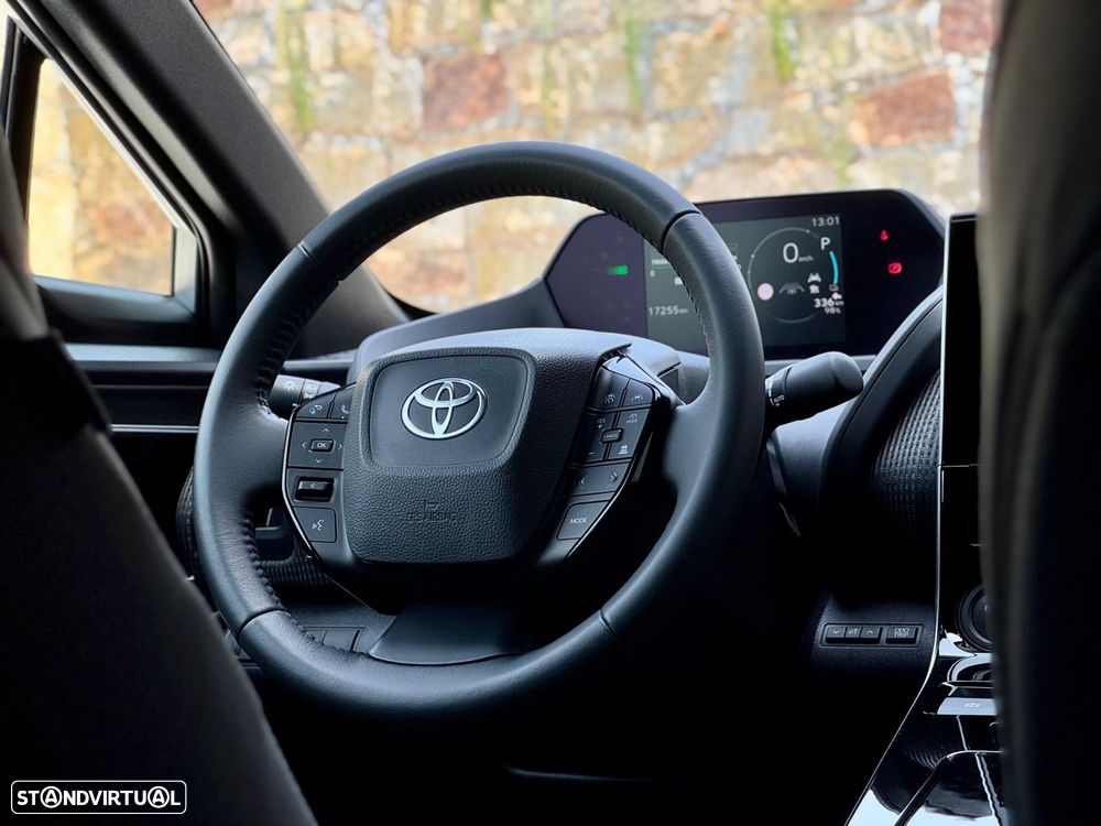 Toyota bZ4X 71,4 kWh Exclusive - 35