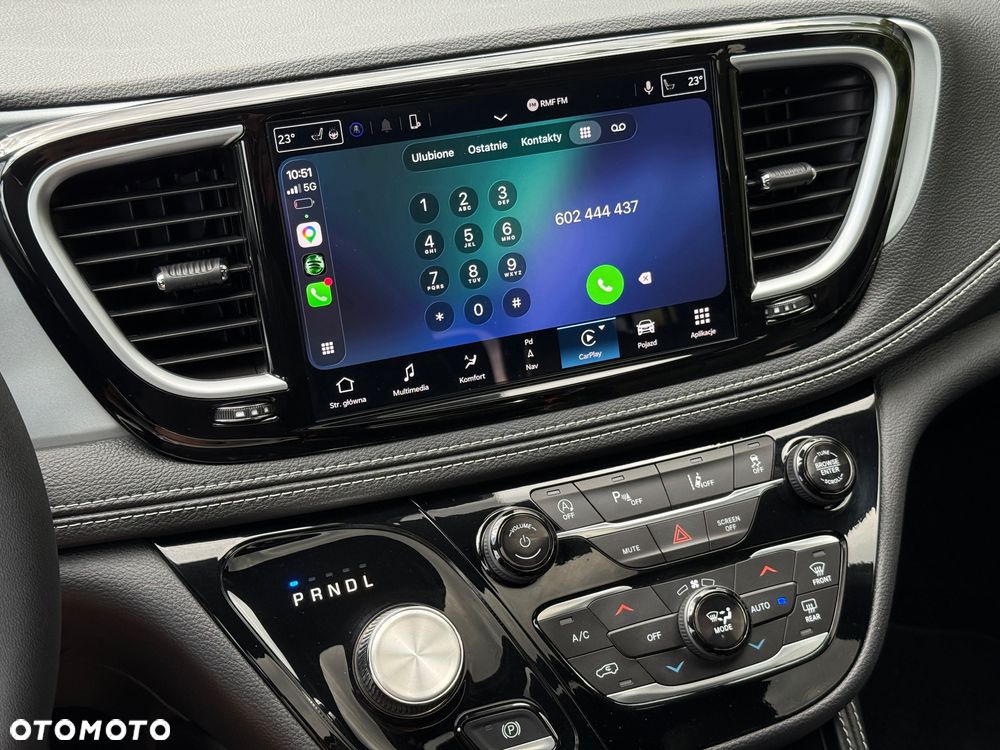 Chrysler Pacifica - 19