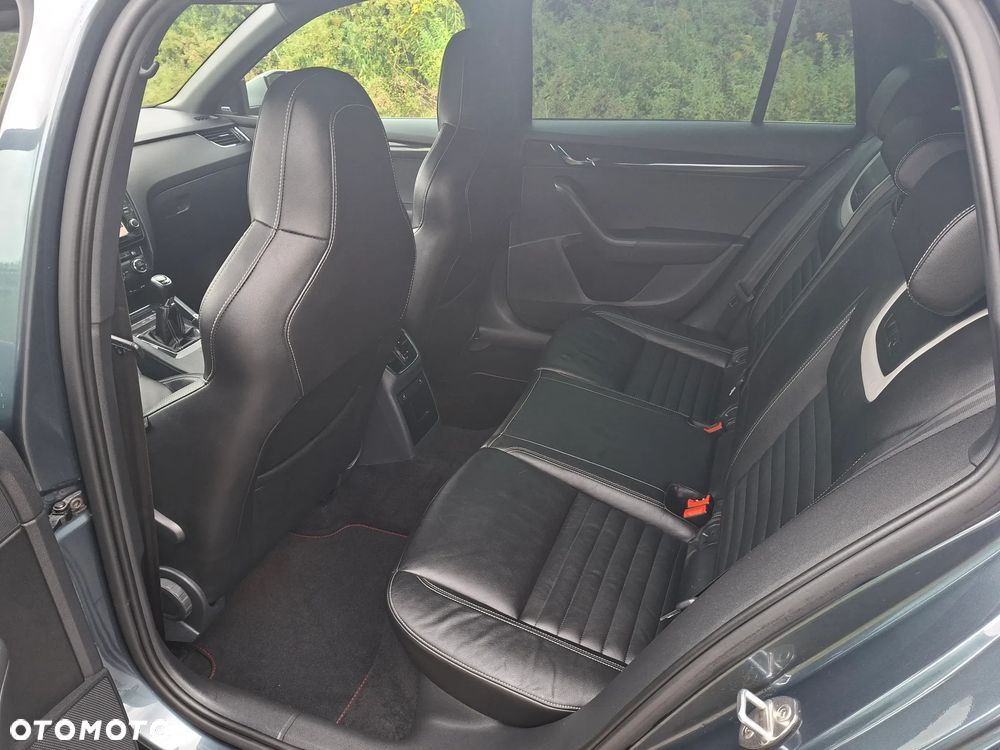 Skoda Octavia 2.0 TDI (Green tec) RS - 26