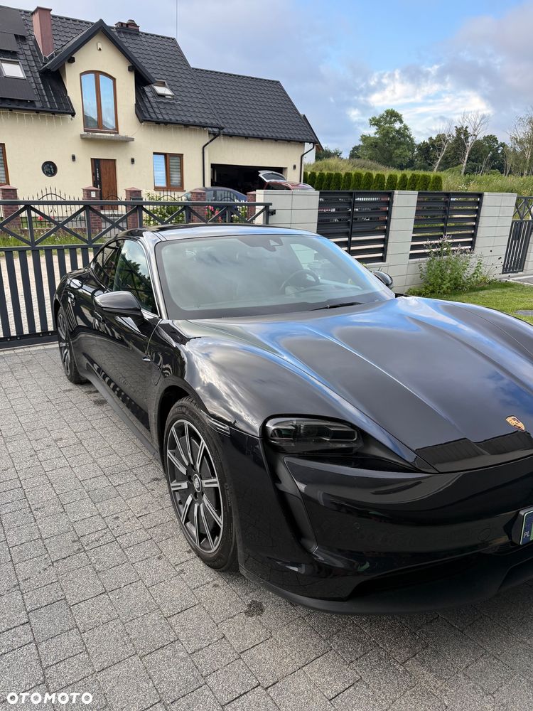 Porsche Taycan 4S - 3