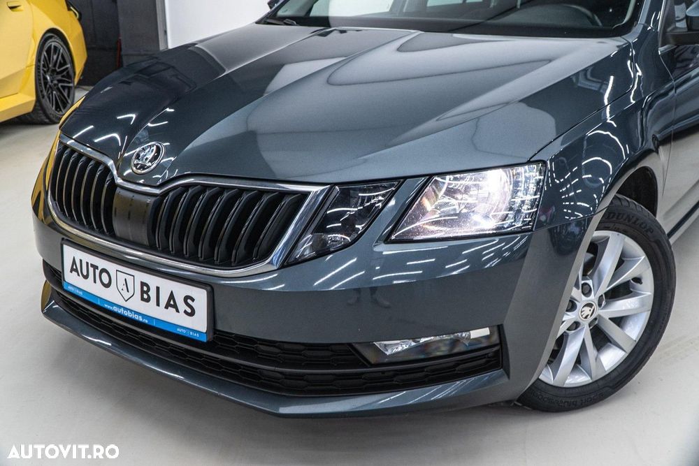 Skoda Octavia Combi 1.0 TSI DSG Style - 10
