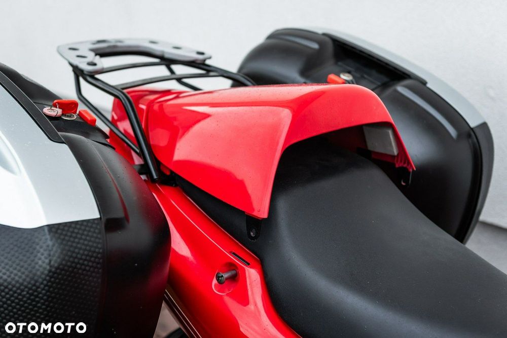 Honda VFR - 11