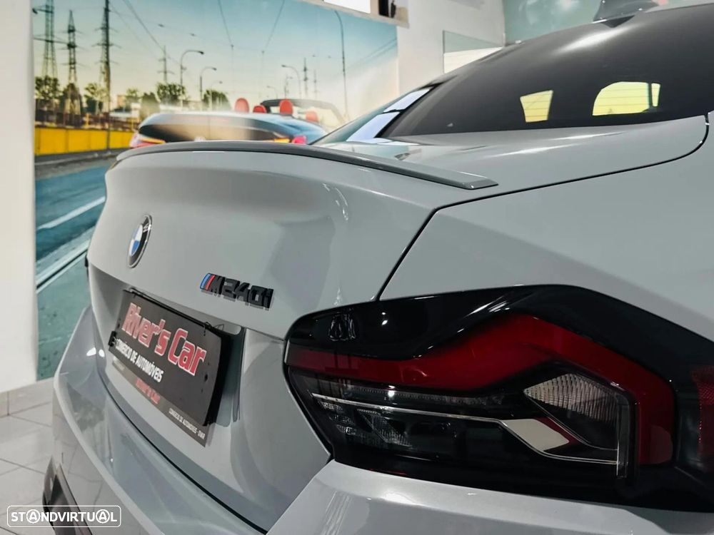 BMW M240i xDrive Auto - 16