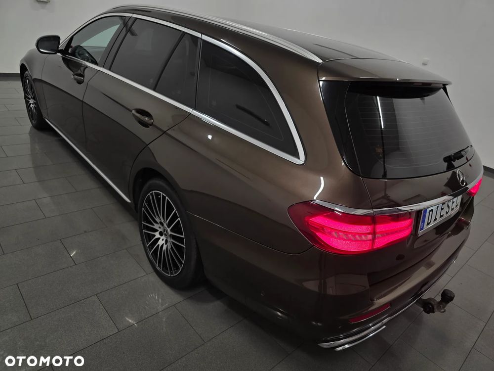 Mercedes-Benz Klasa E 220 d 9G-TRONIC AMG Line - 5