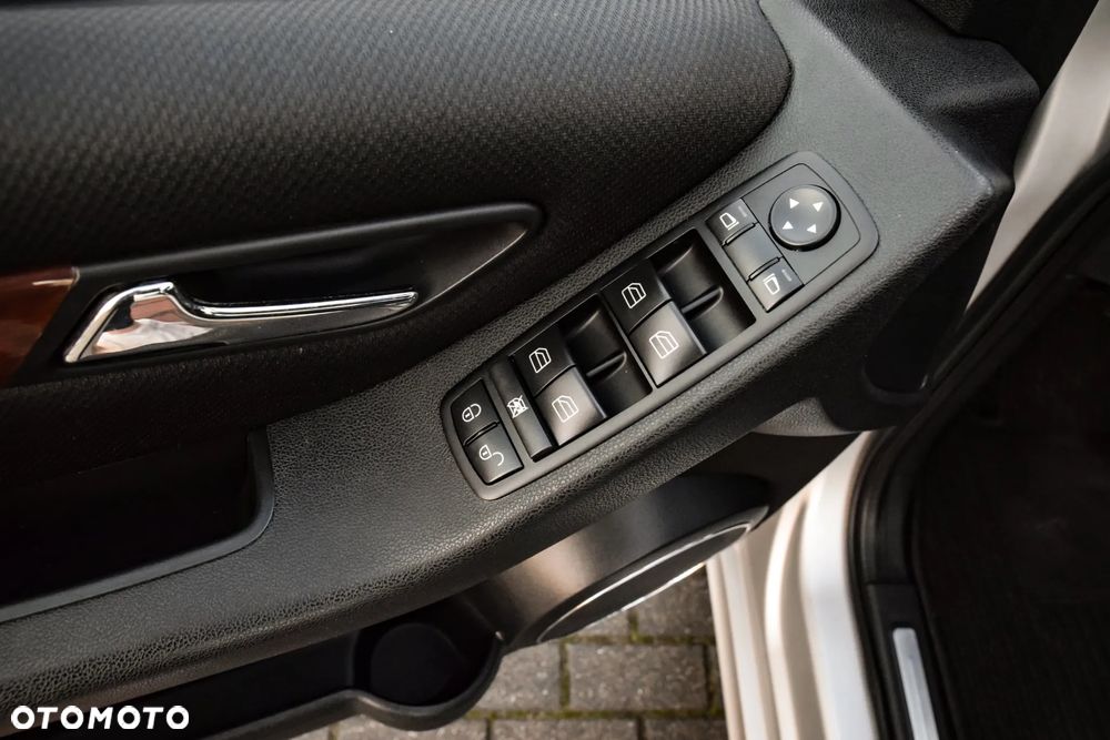 Mercedes-Benz Klasa A 180 CDI Elegance - 20