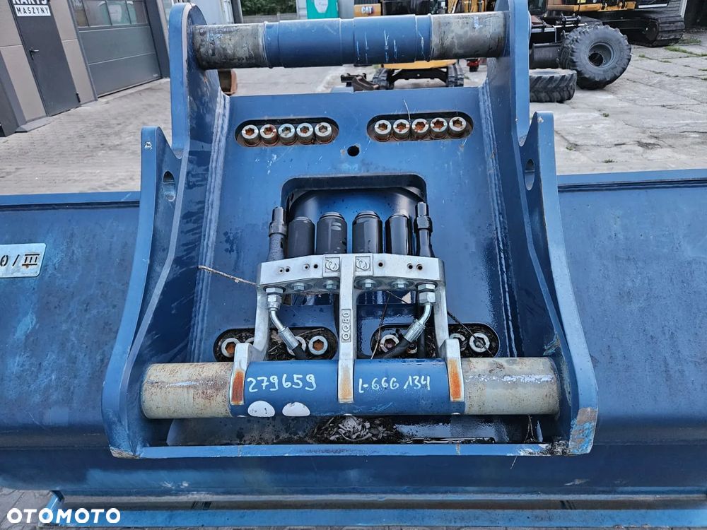 Caterpillar NOWA ŁYŻKA SKARPOWA OQ80 OILQUICK CAT CATERPILLAR 336 340 345 - 2