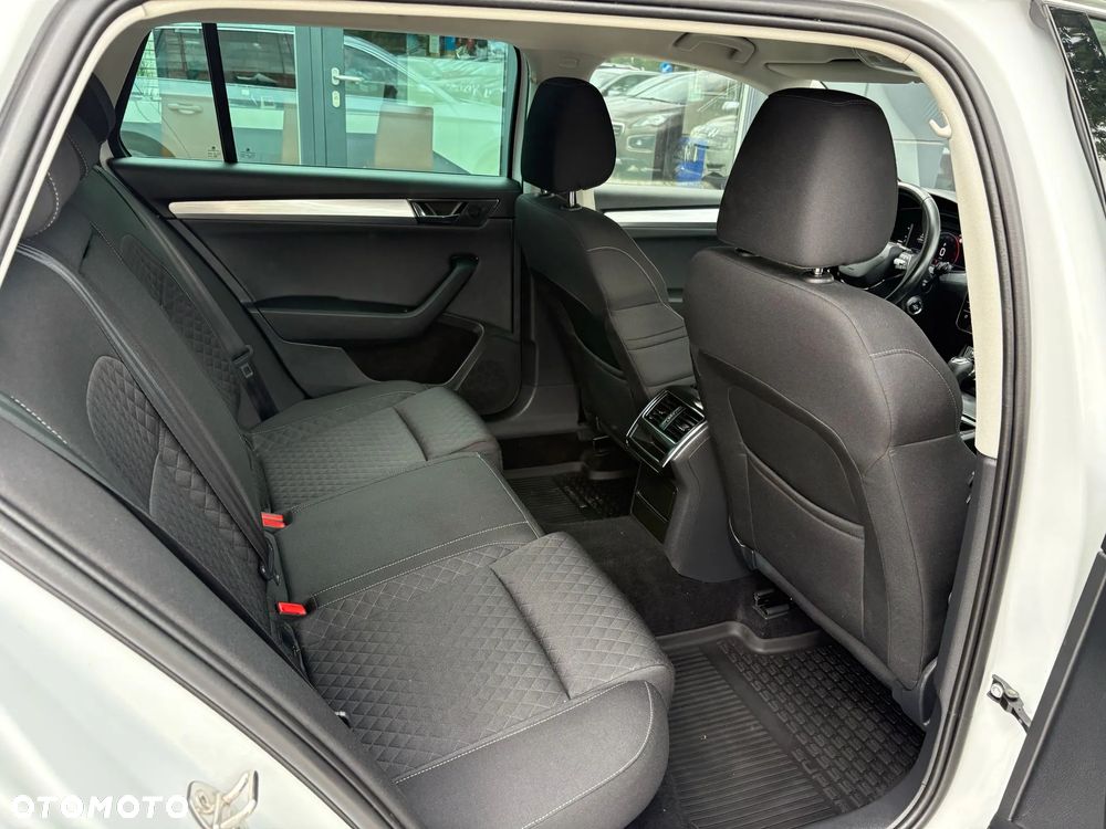 Volvo C30 1.6D - 9