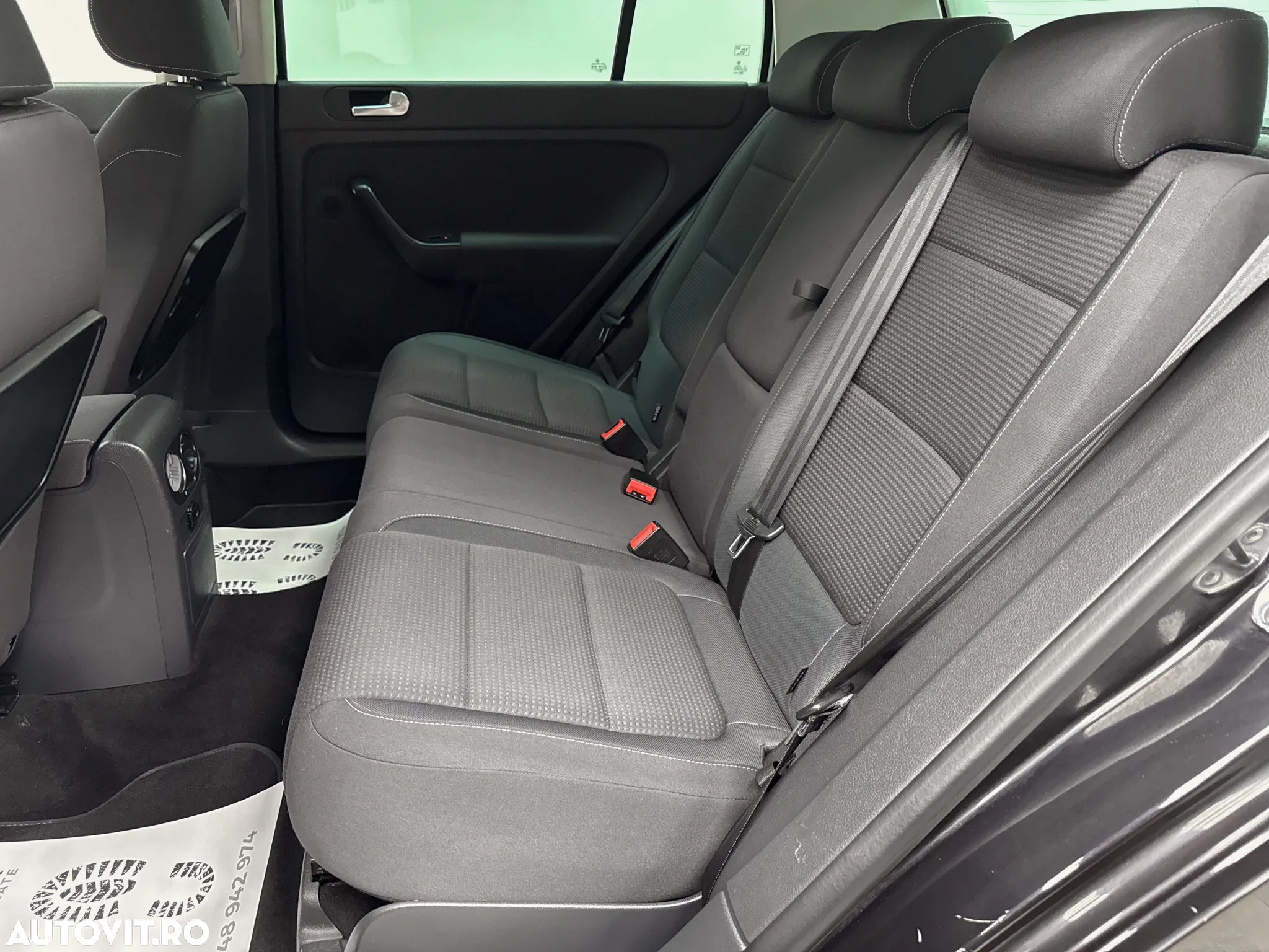 Volkswagen Golf Plus 1.2 TSI BlueMotion Technology Team - 16