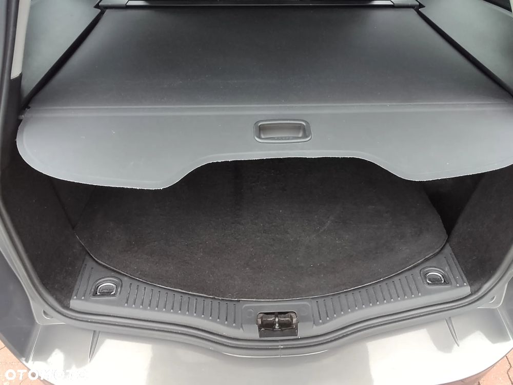 Ford Mondeo 2.0 TDCi Champions Edition - 33
