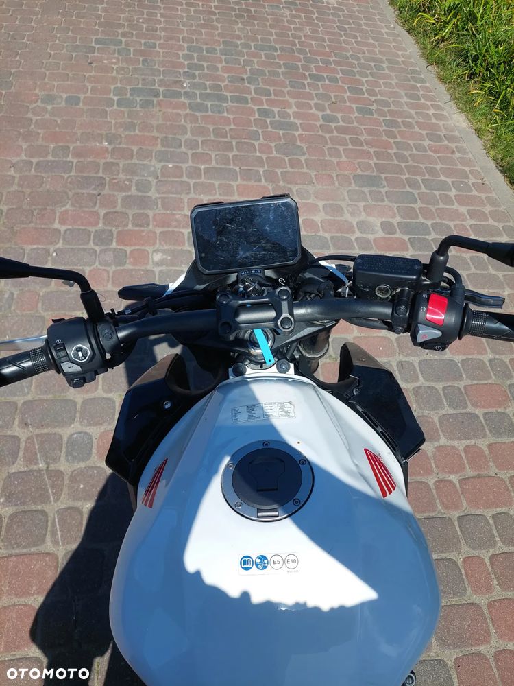 Honda Hornet - 21