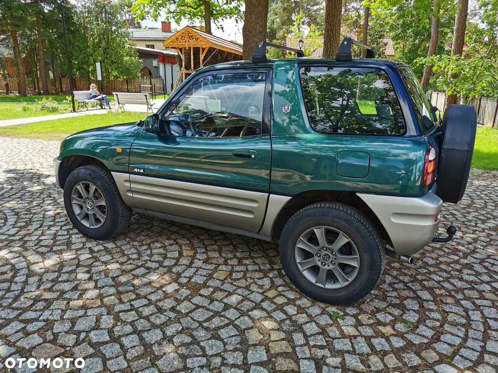 Toyota RAV4 - 9