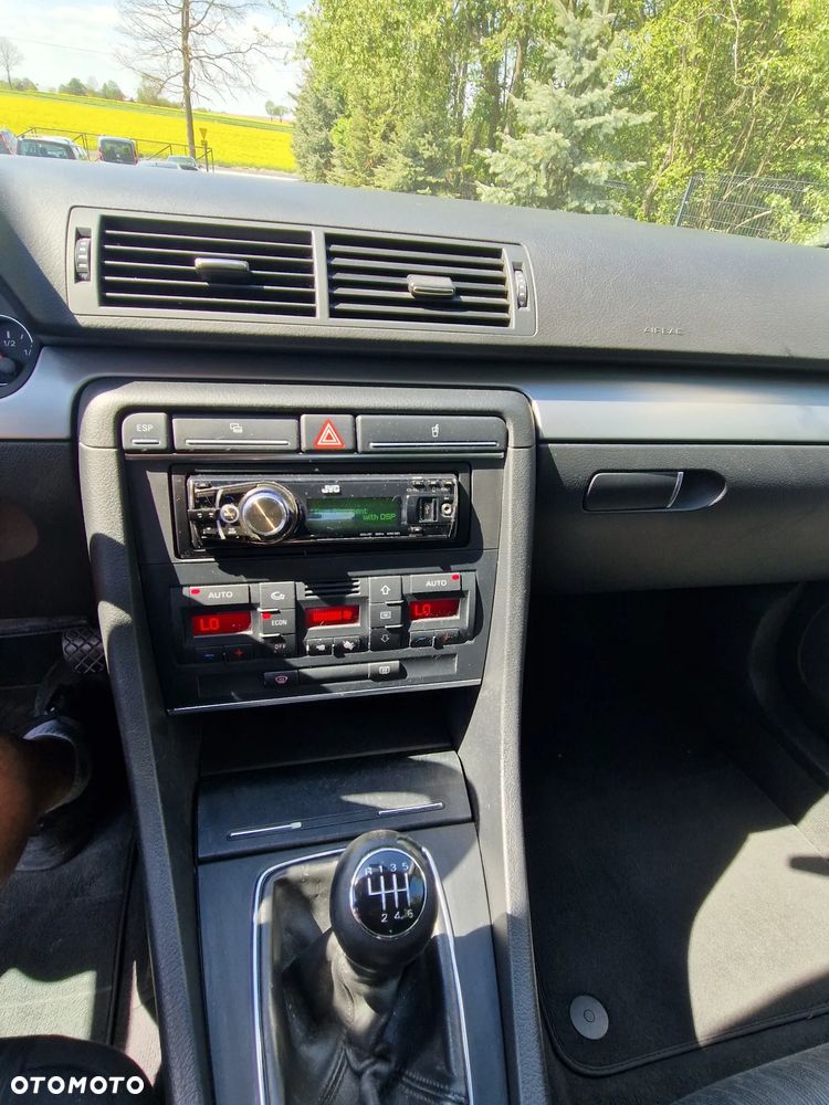 Audi A4 Avant 2.0 TDI DPF - 21