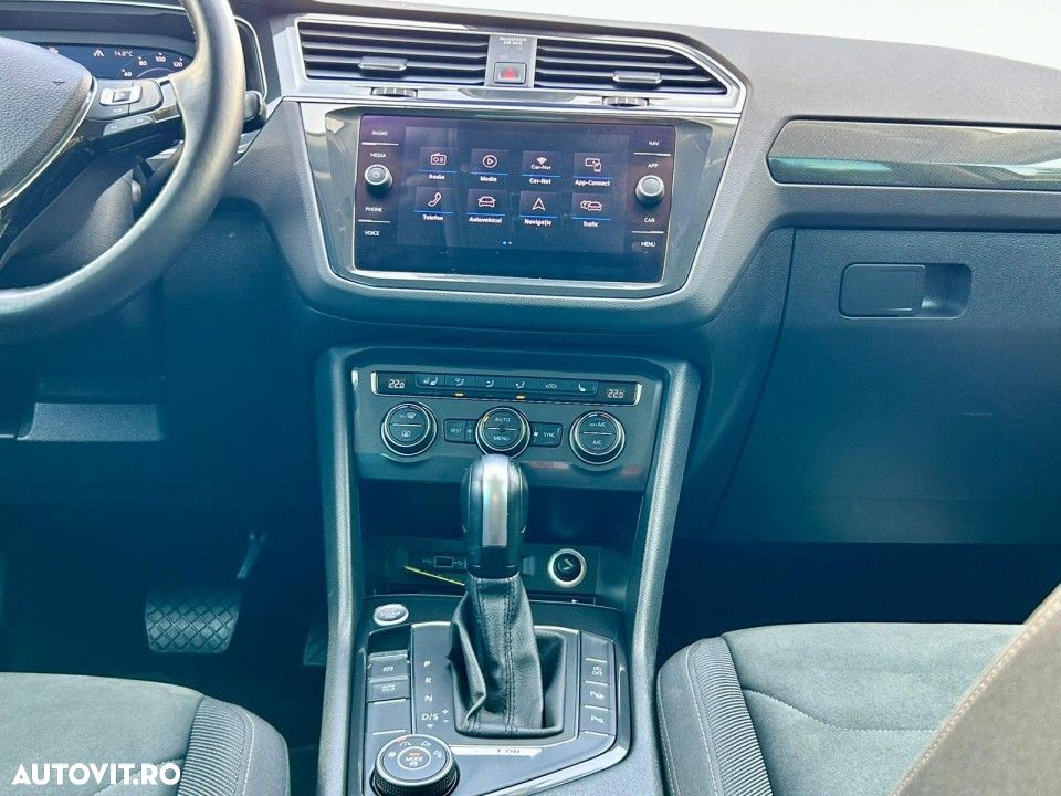 Volkswagen Tiguan 2.0 TDI 4Mot DSG Highline - 23