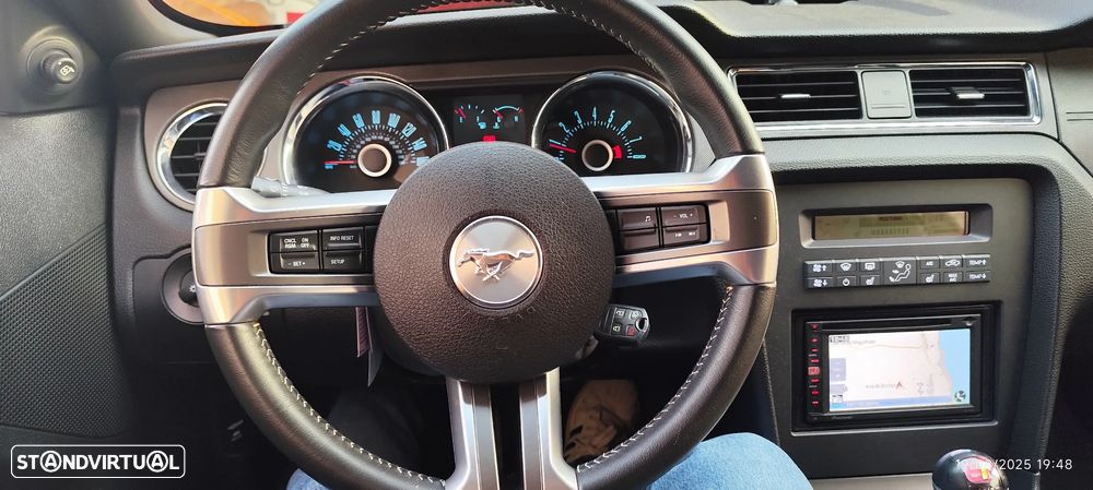 Ford Mustang - 13