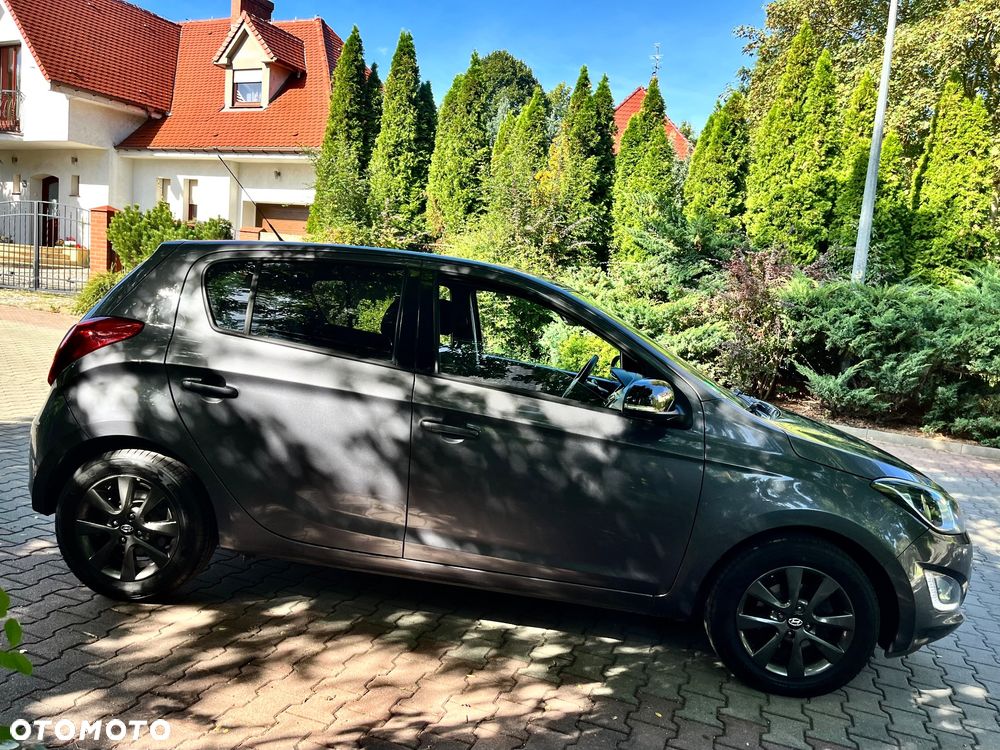 Hyundai i20 1.2 Intro Edition - 8