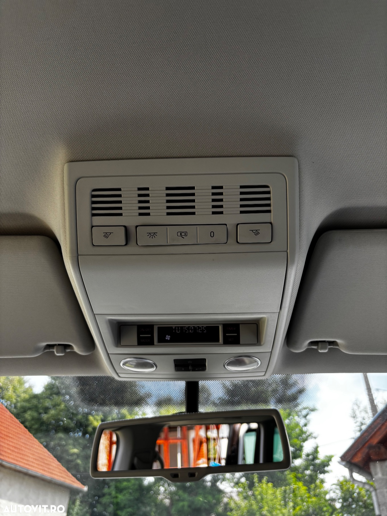 Volkswagen Multivan - 9