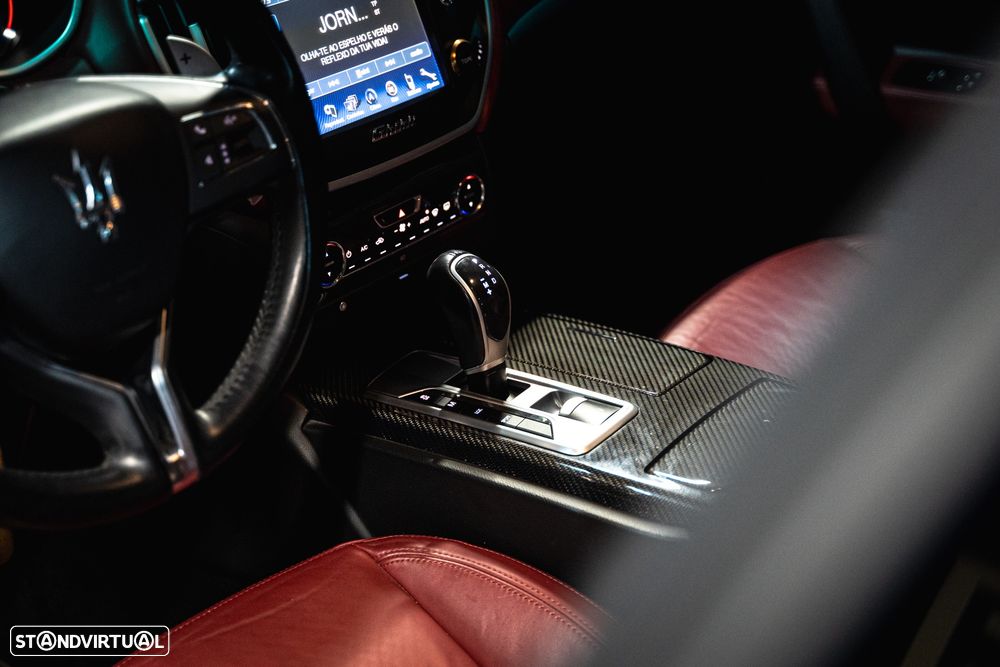Maserati Ghibli 3.0 V6 - 9