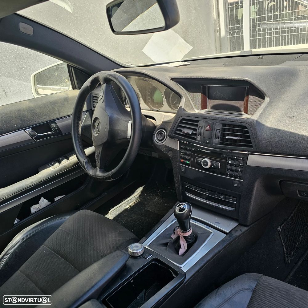 Mercedes-Benz E 220 CDI Avantgarde - 15