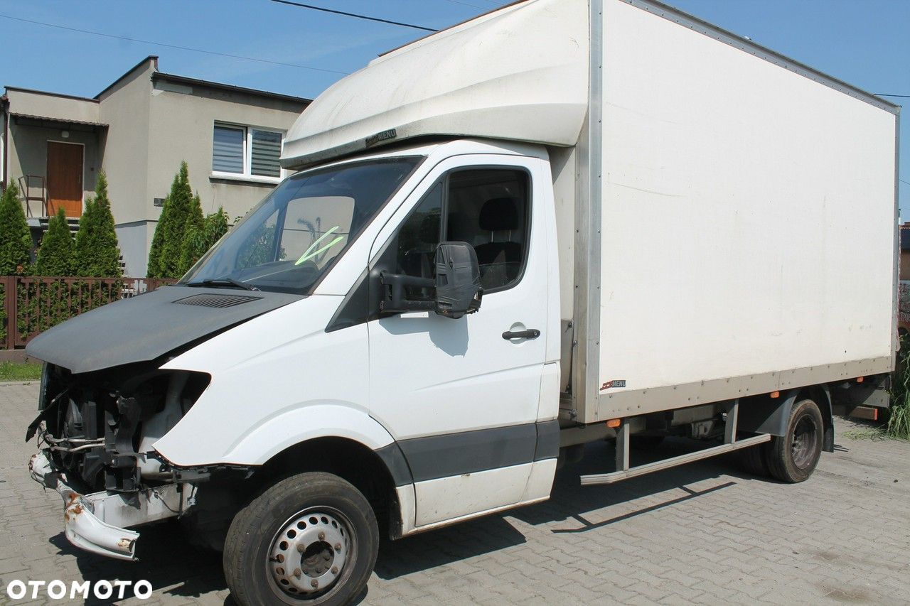 Mercedes-Benz Sprinter - 1