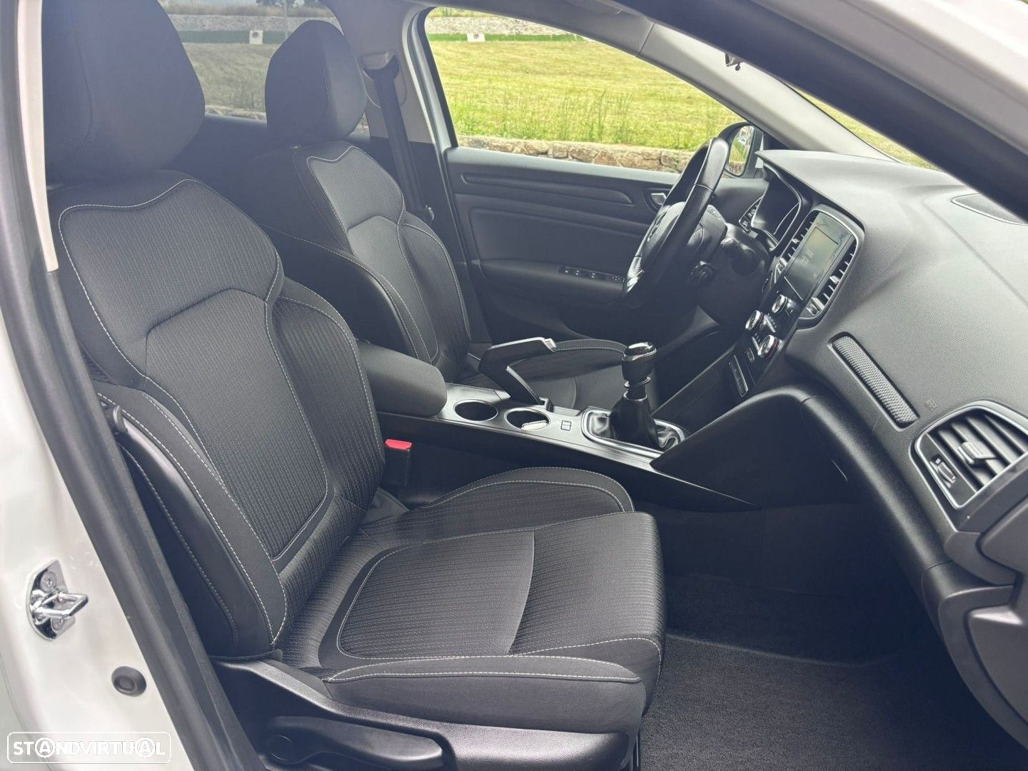 Renault Mégane 1.5 dCi Dynamique S SS - 10