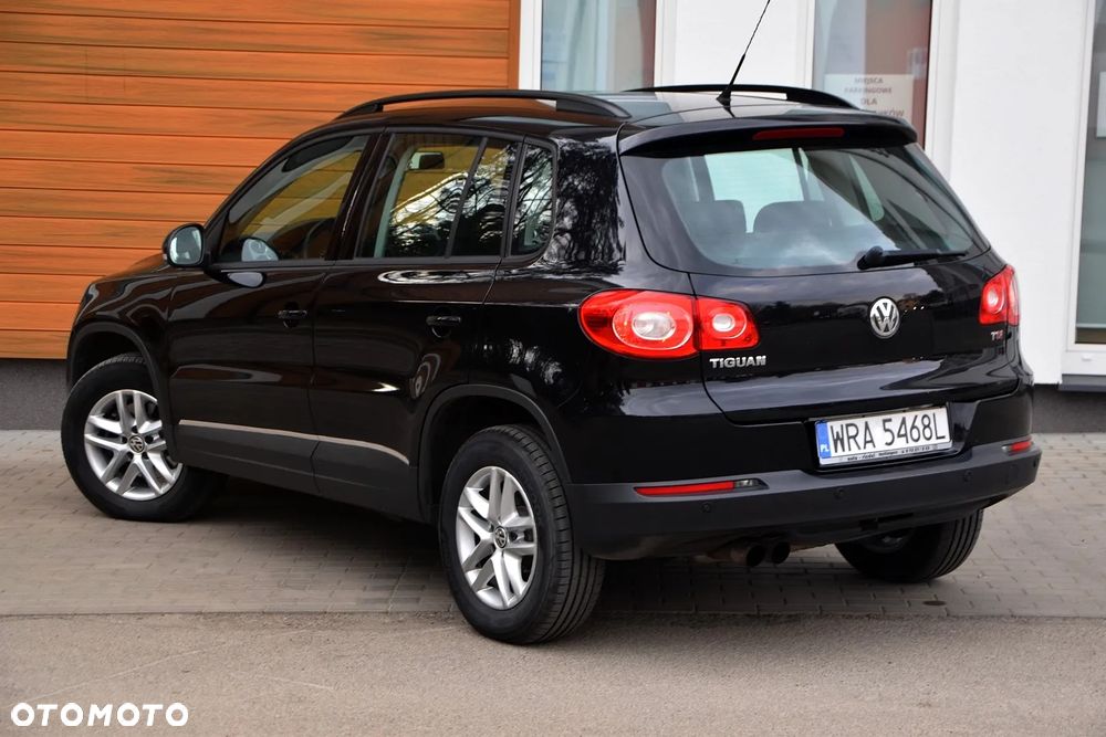 Volkswagen Tiguan - 11