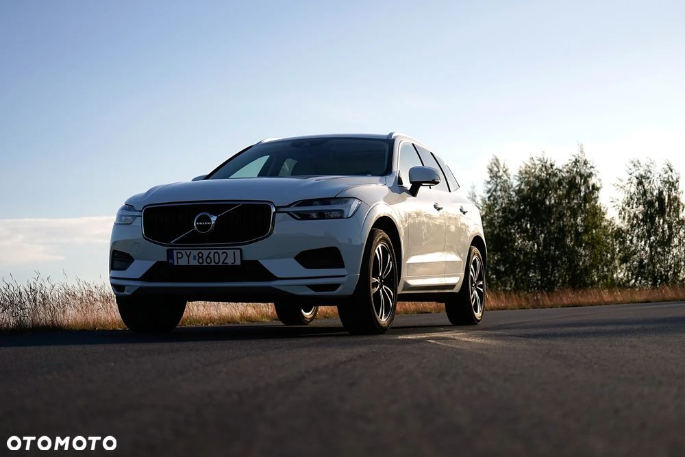 Volvo XC 60 T6 AWD Geartronic Momentum - 3