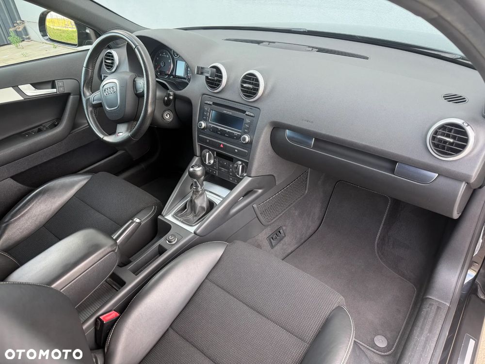 Audi A3 Sportback 2.0 TFSI S line Sportpaket - 19