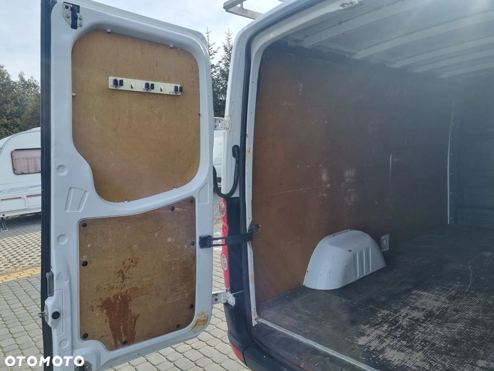 Volkswagen Crafter - 17