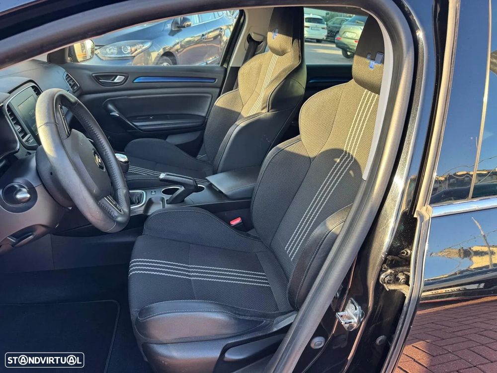 Renault Mégane Sport Tourer 1.5 Blue dCi GT Line - 26