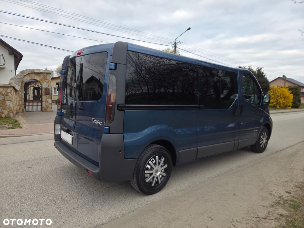 Renault Trafic Passenger Expression - 6