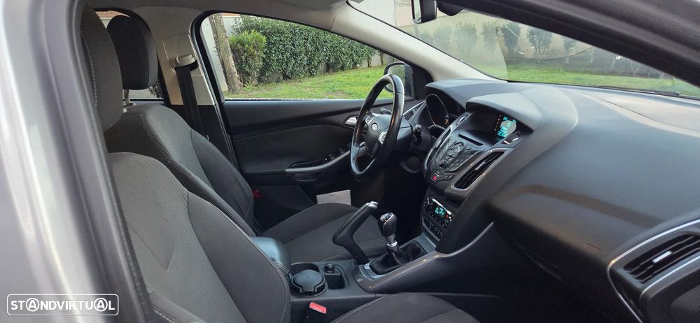Ford Focus 1.6 TDCi Titanium - 19