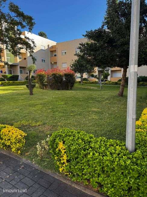 Apartamento T3 à venda em Vale S. Martinho - Grande imagem: 3/5