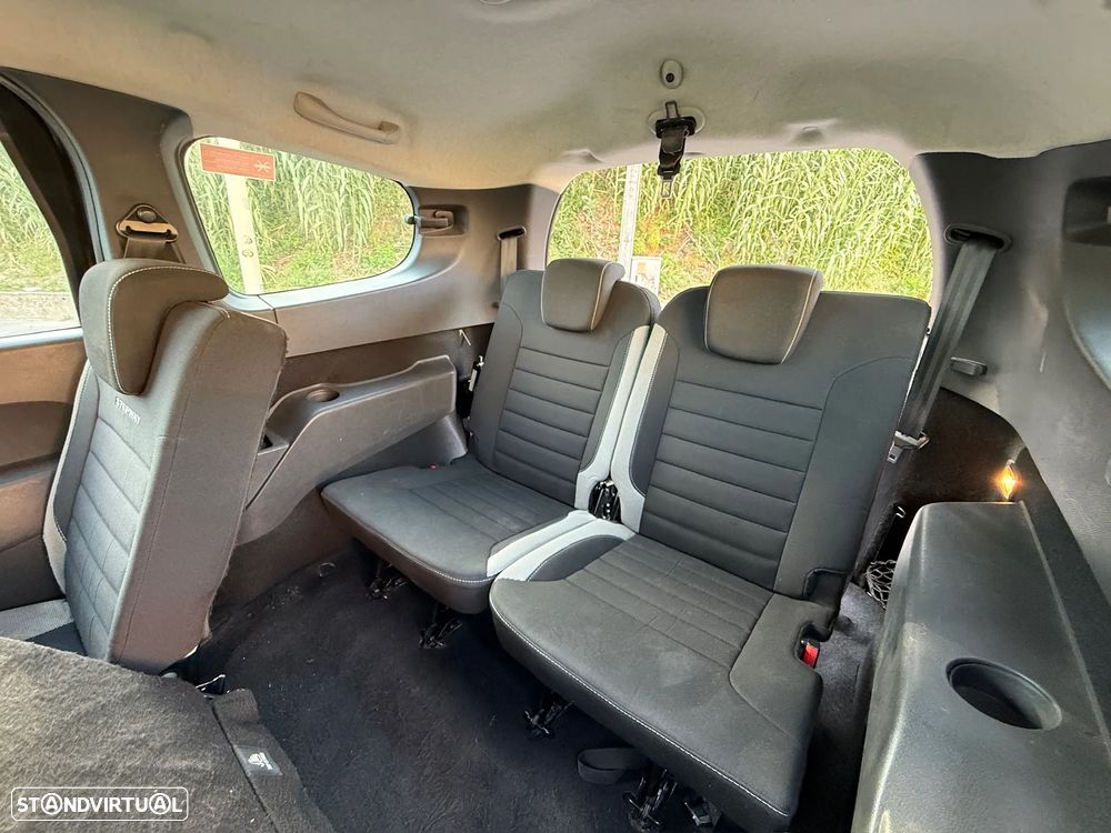 Dacia Lodgy 1.5 Blue dCi Stepway 7L - 13
