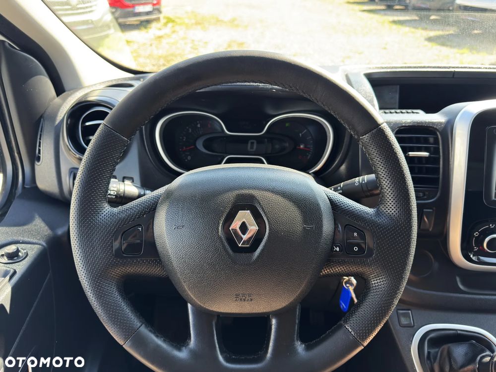 Renault Trafic - 13