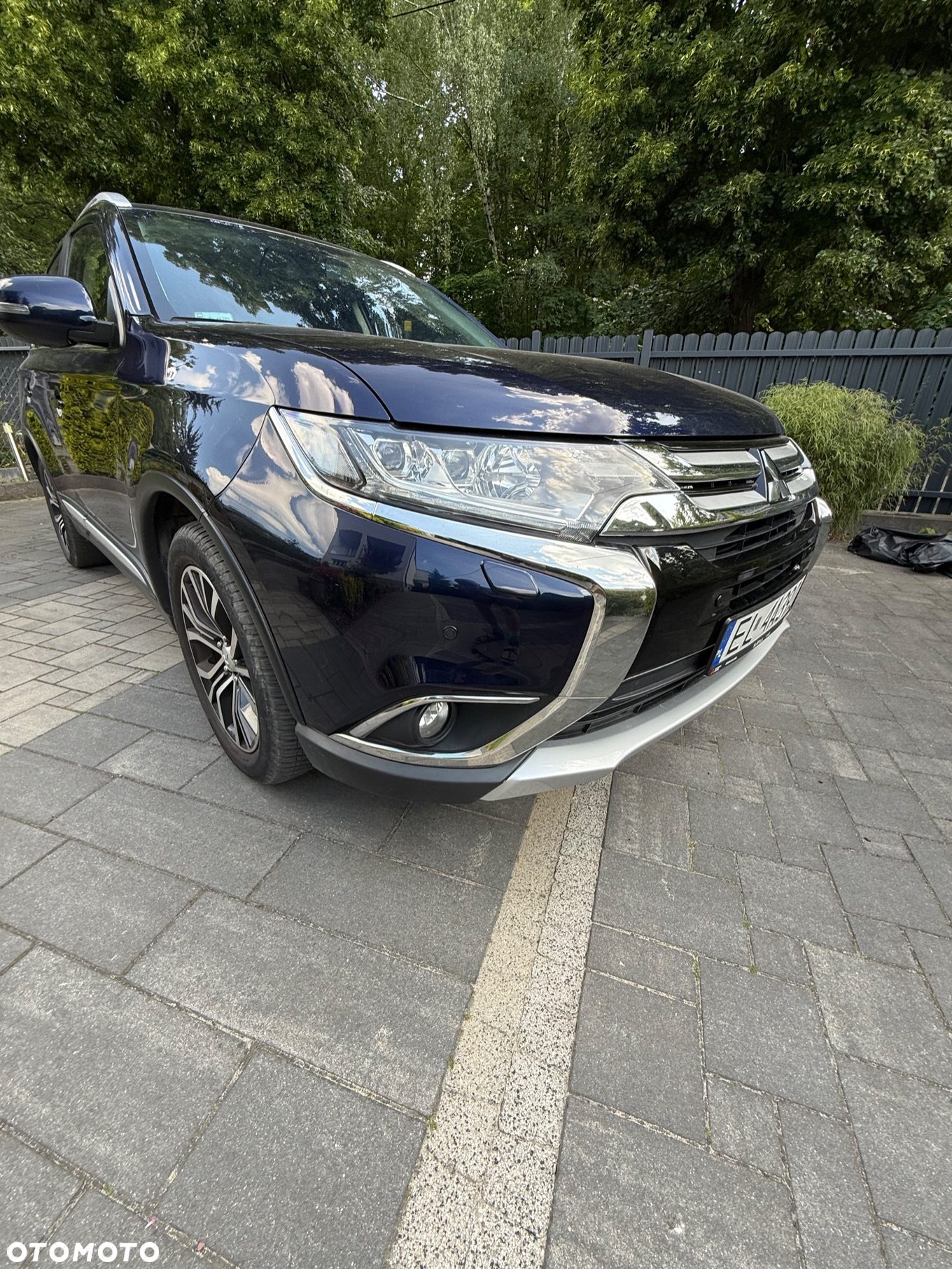 Mitsubishi Outlander 2.0 Instyle + 4WD CVT - 4
