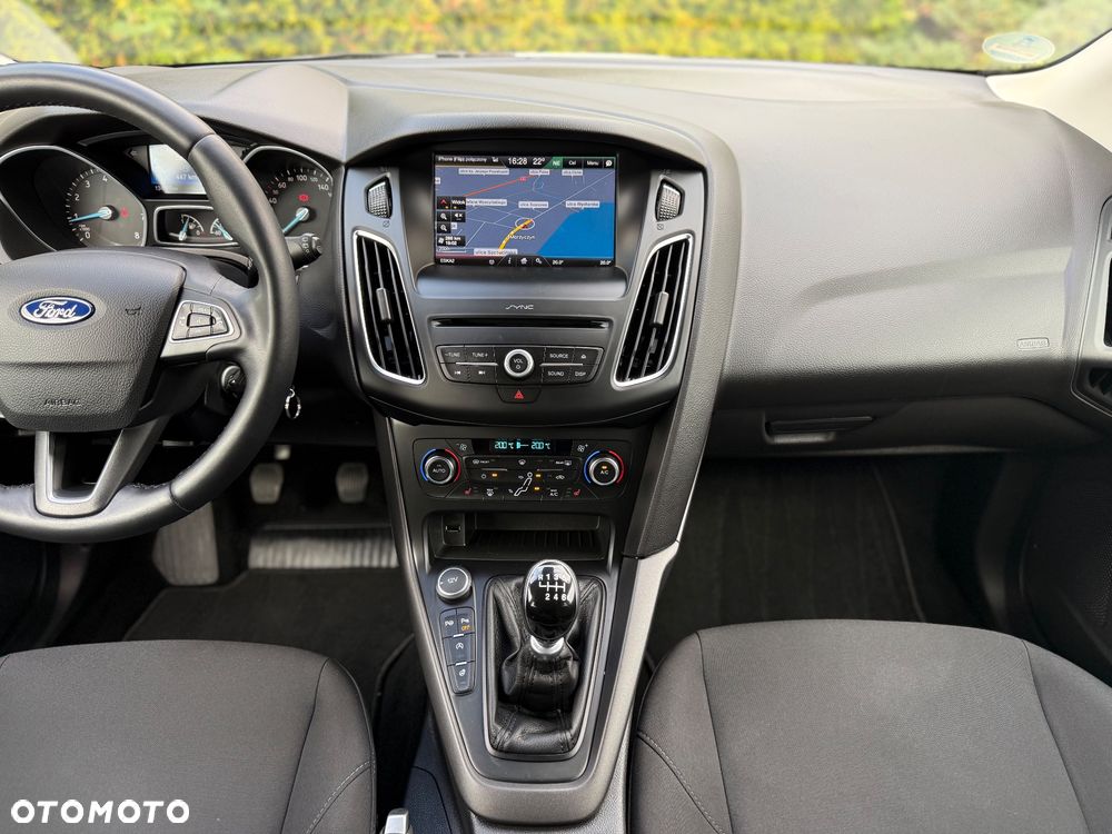 Ford Focus 1.0 EcoBoost Trend - 18