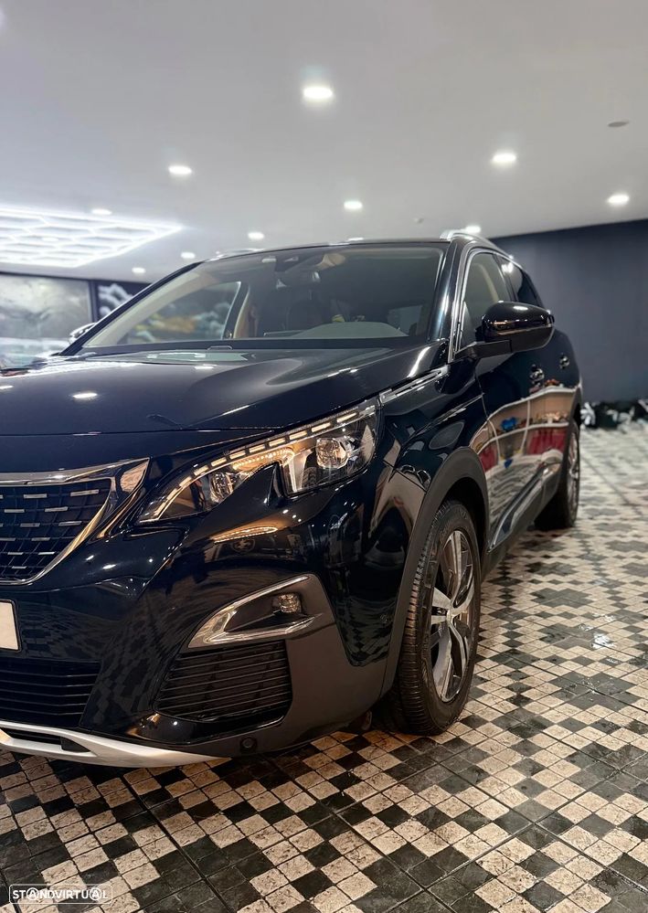 Peugeot 3008 1.5 BlueHDi Allure Baixo Consumo EAT8 - 1