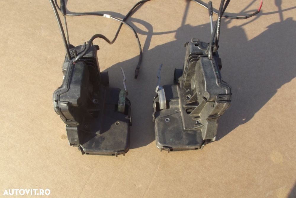 Broasca usa mercedes c Class 2001-2007 W203 broasca usa actuator w203 - 2