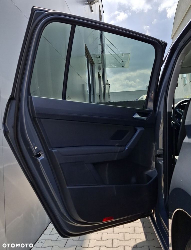 Volkswagen Touran 1.5 TSI EVO Comfortline DSG - 23