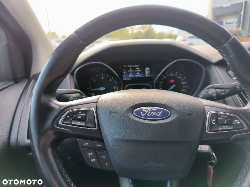 Ford Focus - 8