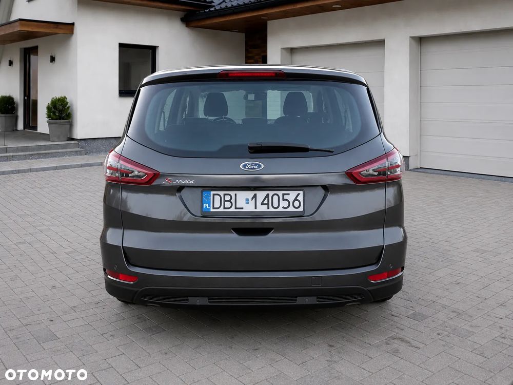 Ford S-Max 2.0 TDCi Titanium PowerShift - 7