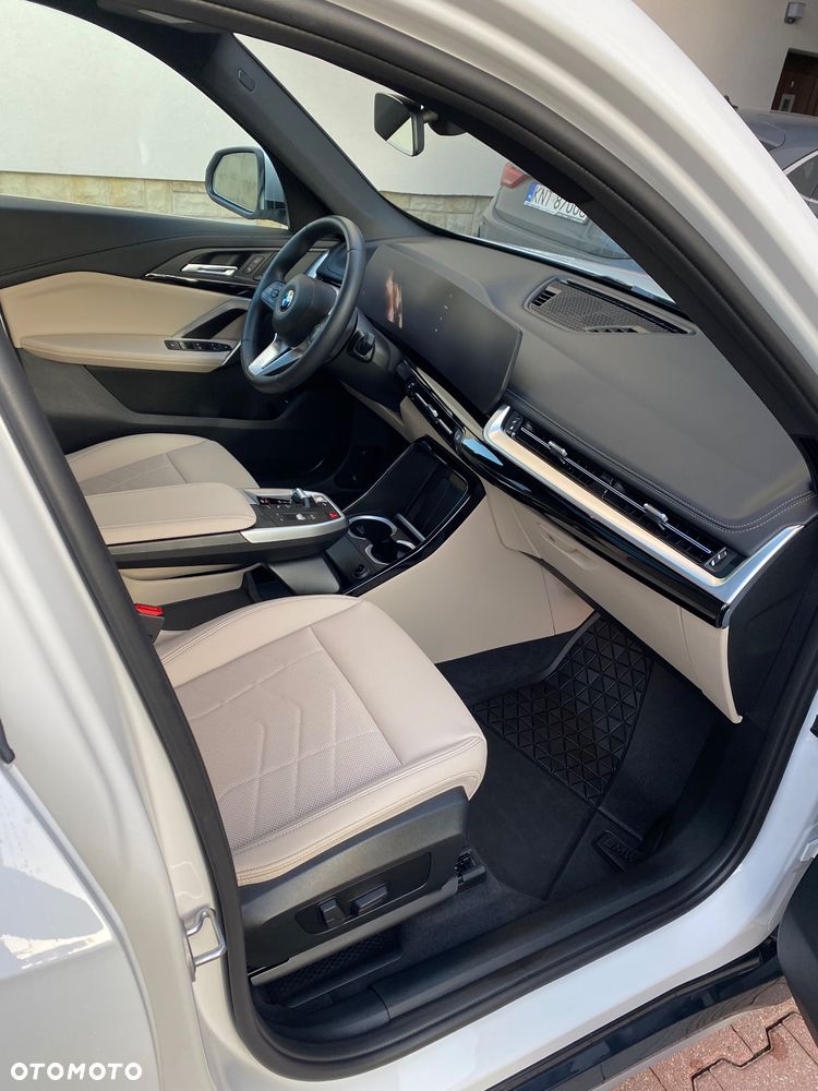 BMW X1 xDrive25i xLine - 14