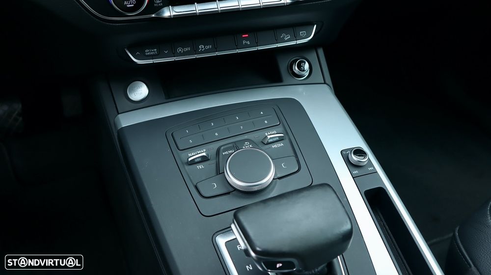 Audi Q5 40 TDI quattro S-tronic - 42