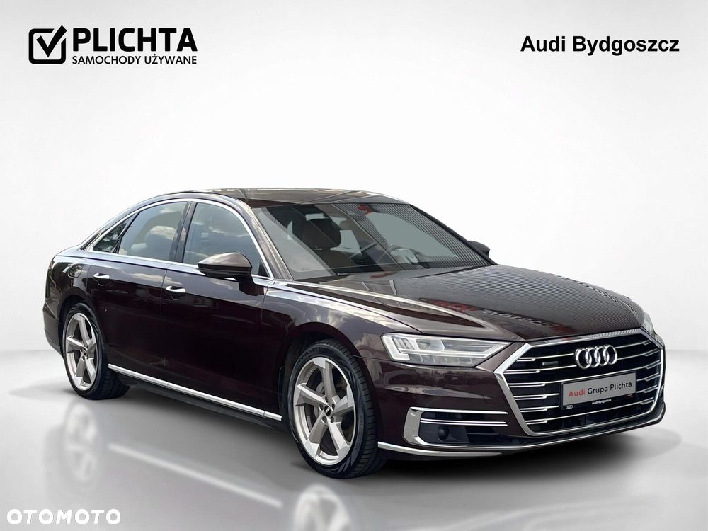 Audi A8 - 8