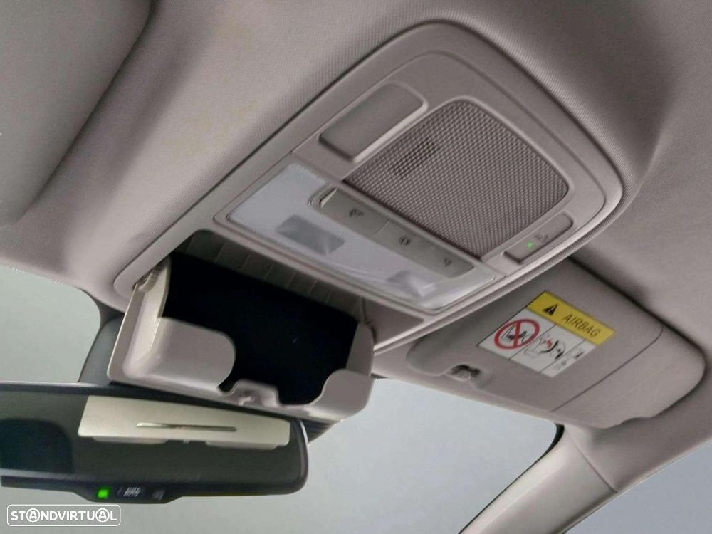 MG MG4 64 kWh Luxury - 18