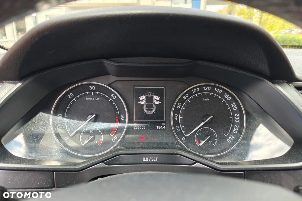 Skoda Superb 2.0 TDI Active - 20