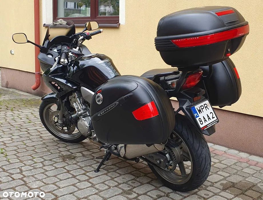 Honda CBF - 4