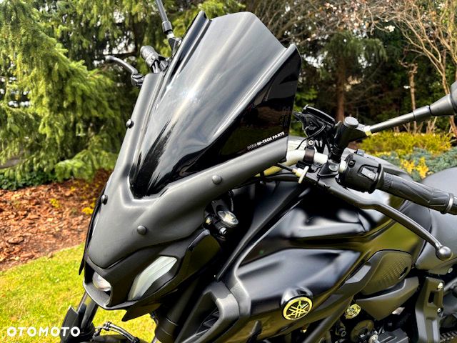 Yamaha MT - 9